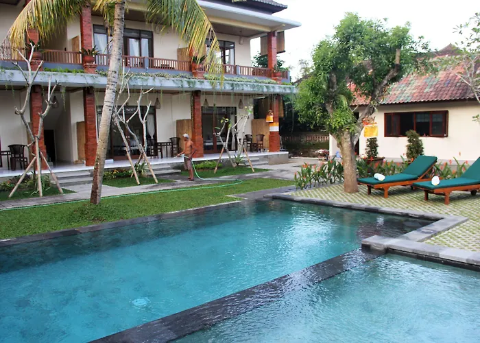 Nyoman Sandi Affittacamere 3*