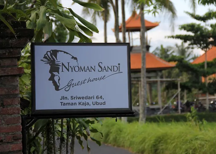 Nyoman Sandi Affittacamere 3*