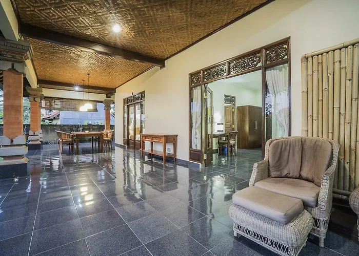 Nyoman Sandi 3* Ubud